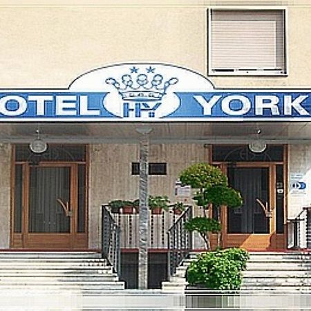 York Hotel Cinisello Balsamo Exterior photo